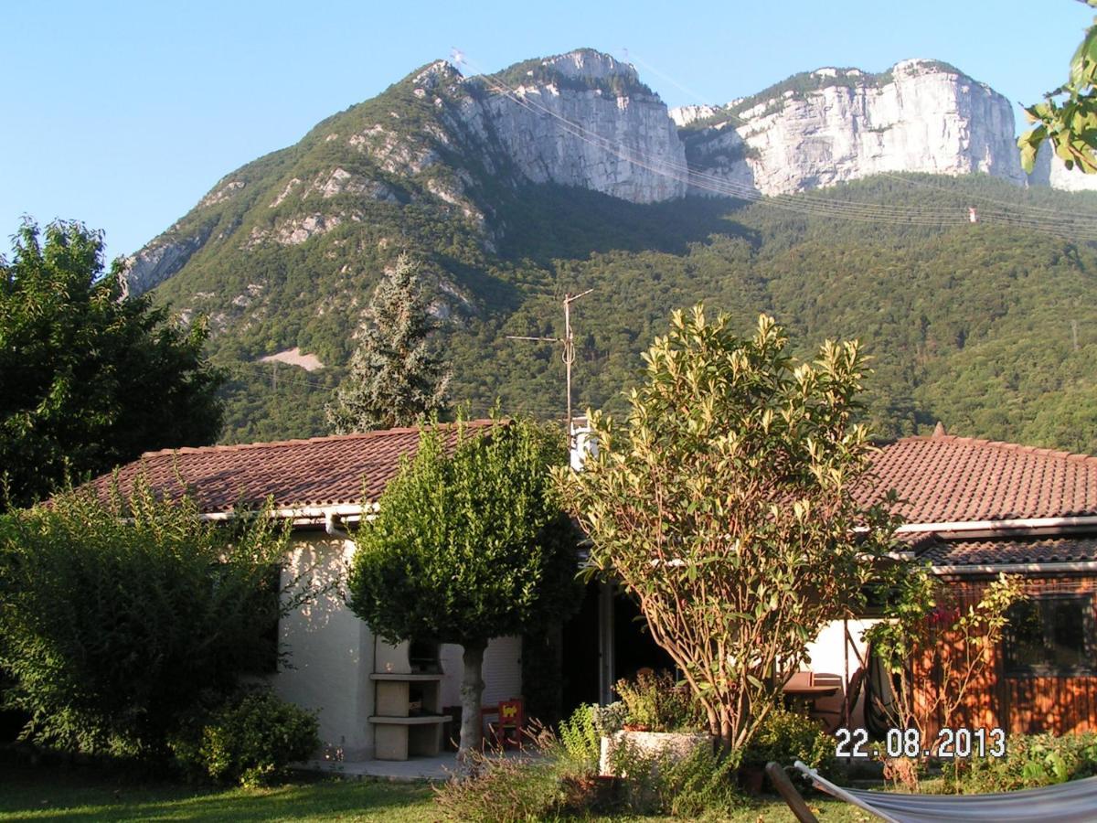 Les Champs Dores Noyarey Экстерьер фото